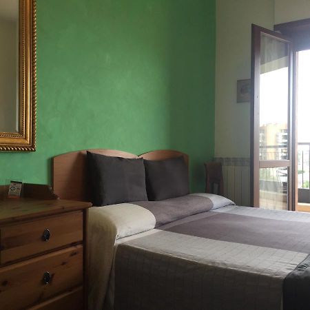 Bed and Breakfast Bb Nuova Fiera Di Roma Fiumicino Zewnętrze zdjęcie