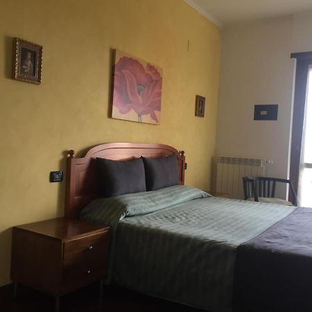 Bed and Breakfast Bb Nuova Fiera Di Roma Fiumicino Zewnętrze zdjęcie