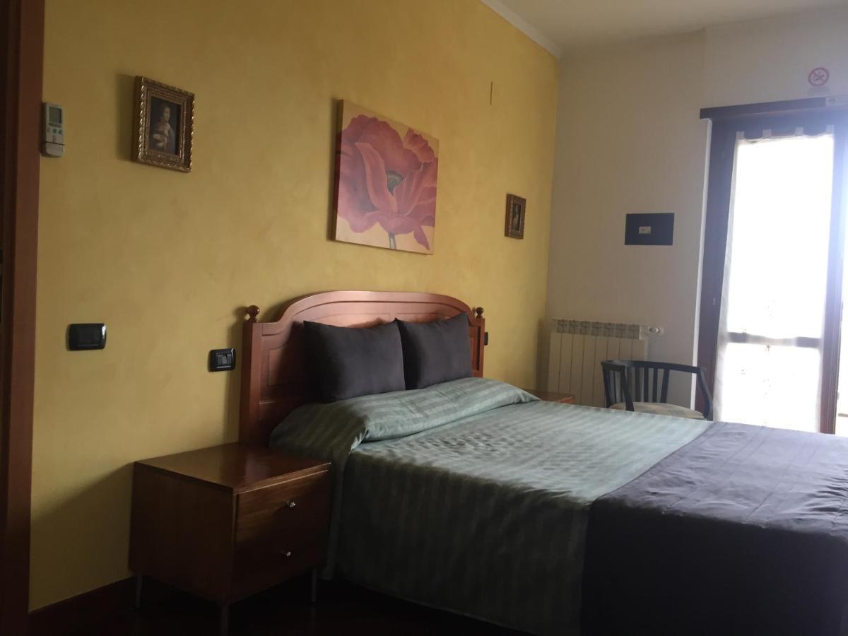 Bed and Breakfast Bb Nuova Fiera Di Roma Fiumicino Zewnętrze zdjęcie